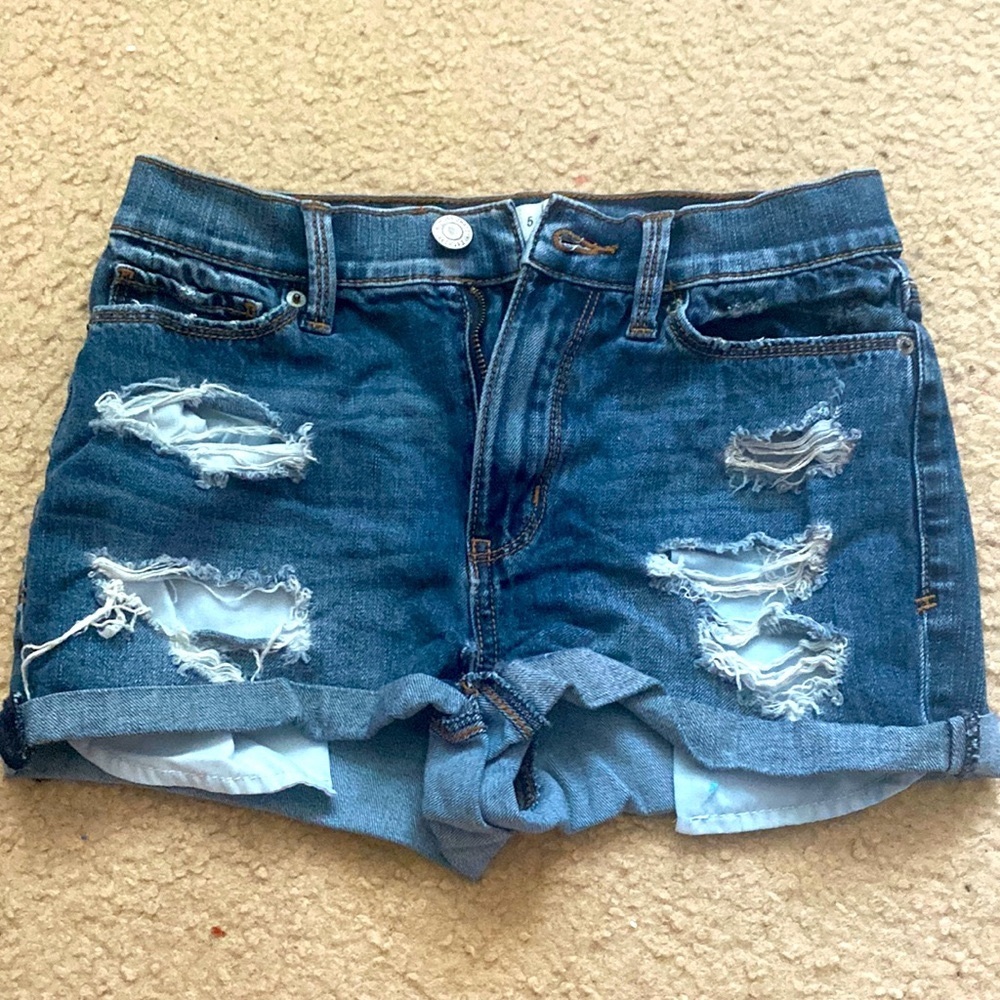 MUDD (JUNIORS) HIGH WAISTED DENIM SHORTS